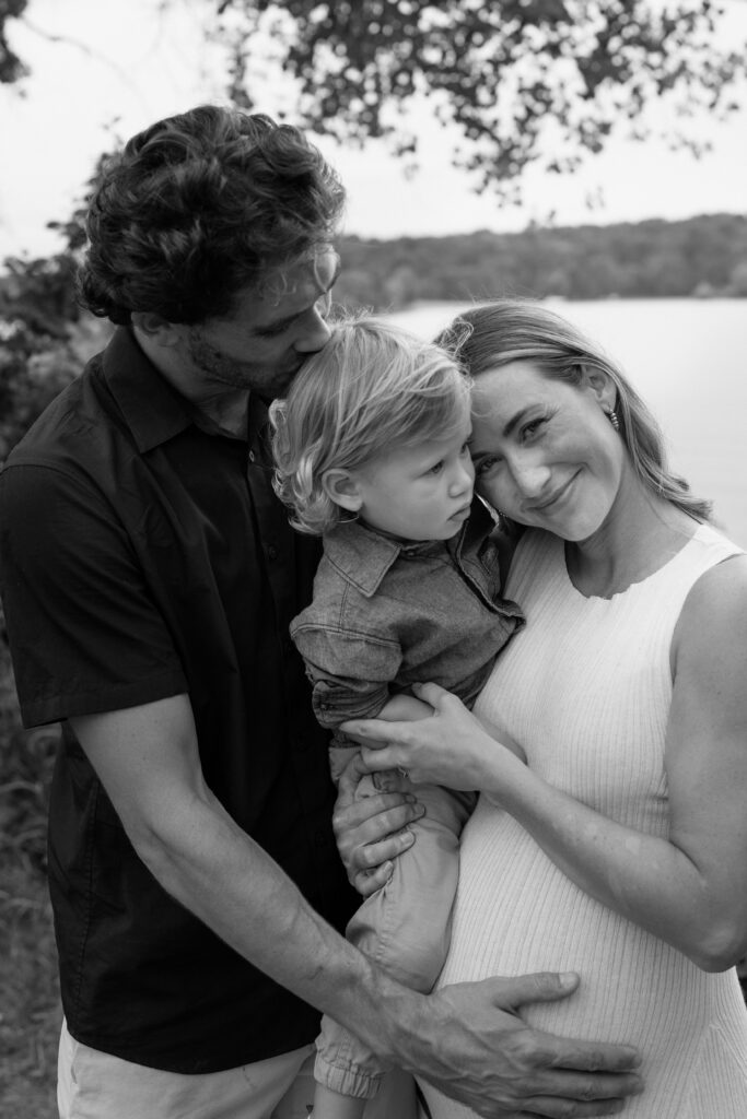 why maternity photos family portrait